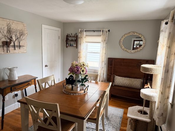 26 Colonial Rd, Peabody MA 01960