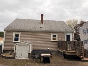 26 Colonial Rd, Peabody MA 01960