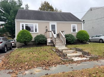 26 Colonial Rd