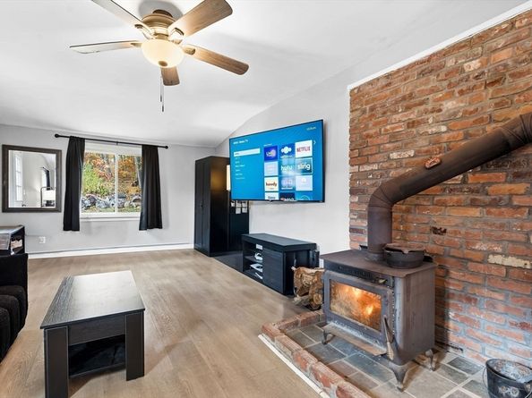 74 Princeton St, Gardner MA 01440