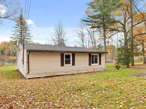 74 Princeton St, Gardner MA 01440