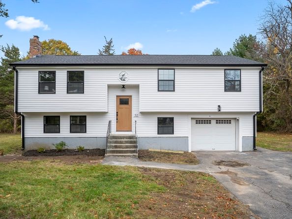 32 Gratto Rd, Marshfield MA 02050