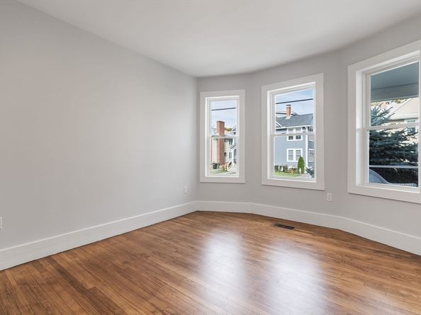 30-32 Boyd Street 30, Watertown MA 02472