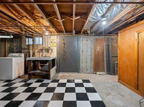 4 Harold St, Worcester MA 01604