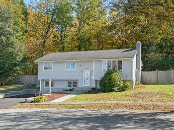 14 Raylen Ave