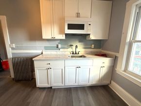 12 W High St, Avon MA 02322