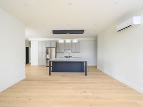 21 Tanglewood 2, Boston MA 02124