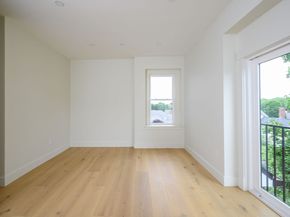 21 Tanglewood 2, Boston MA 02124