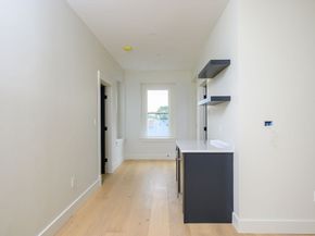 21 Tanglewood 2, Boston MA 02124
