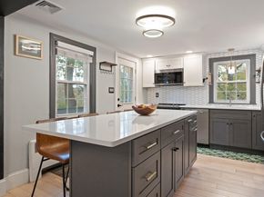 725 Haverhill St, Reading MA 01867