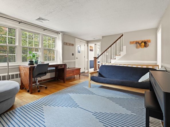 725 Haverhill St, Reading MA 01867