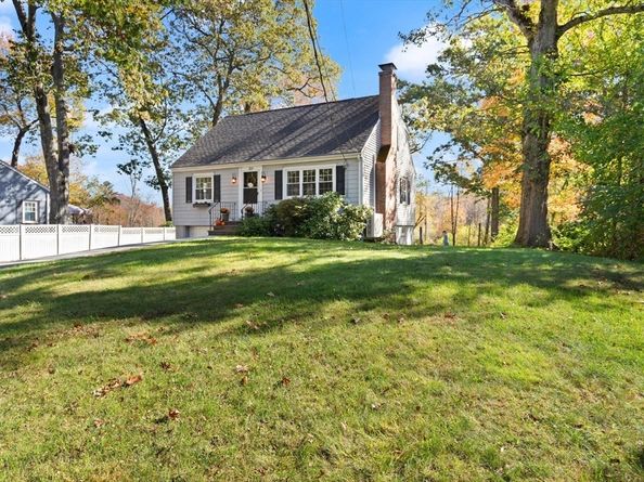 725 Haverhill St, Reading MA 01867