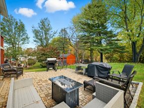 39 Gallows Hill Rd, Salem MA 01970