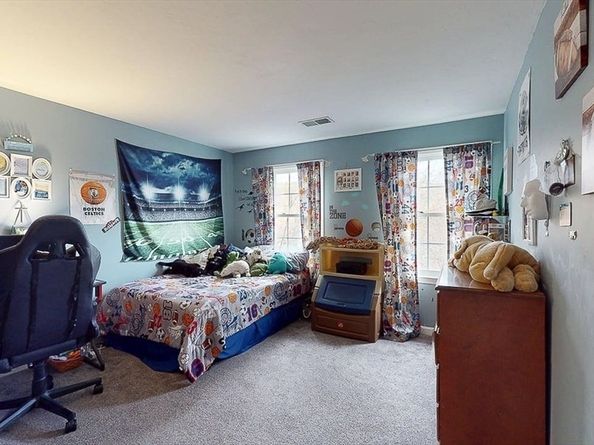 894 Marston Rd, Northbridge MA 01588