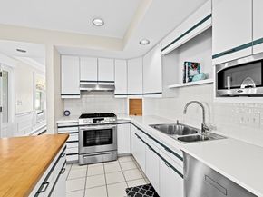 335 Ocean St, Marshfield MA 02050