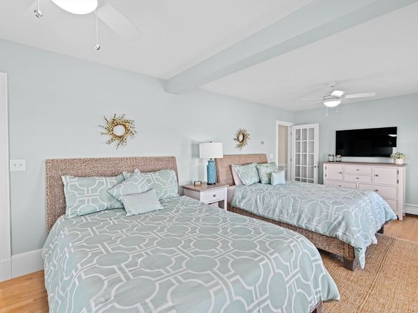 335 Ocean St, Marshfield MA 02050