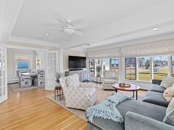 335 Ocean St, Marshfield MA 02050