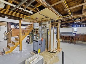 335 Ocean St, Marshfield MA 02050