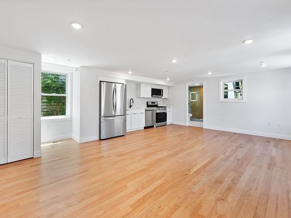 290 Washington 1, Marblehead MA 01945