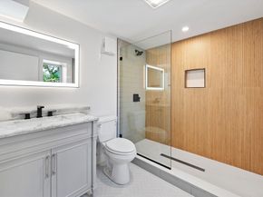 290 Washington 1, Marblehead MA 01945