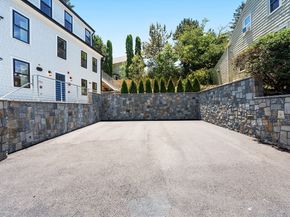 290 Washington 1, Marblehead MA 01945