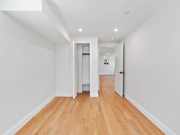 290 Washington 1, Marblehead MA 01945