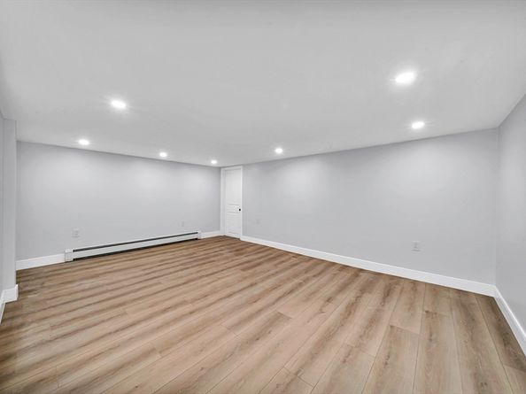 1297 Pleasant St, Weymouth MA 02189