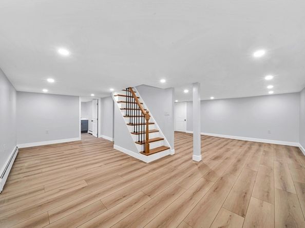 1297 Pleasant St, Weymouth MA 02189