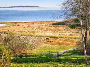 735 Bay Road, Duxbury MA 02332