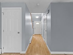 32 Decarolis Dr 32, Tewksbury MA 01876