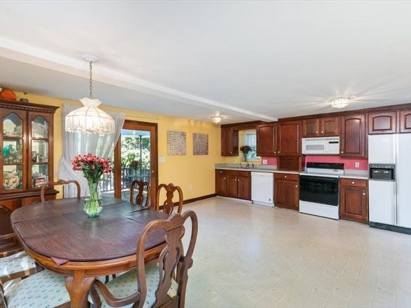 1 Evans Dr, Wilmington MA 01887