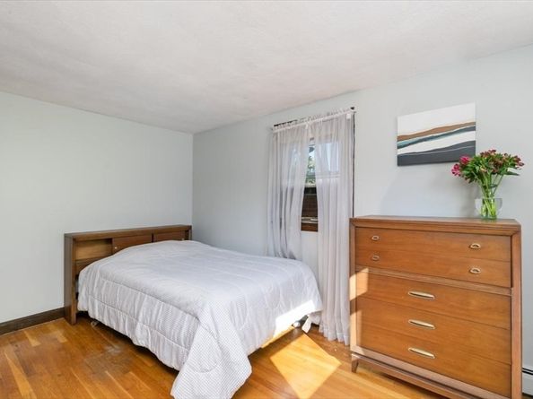 1 Evans Dr, Wilmington MA 01887
