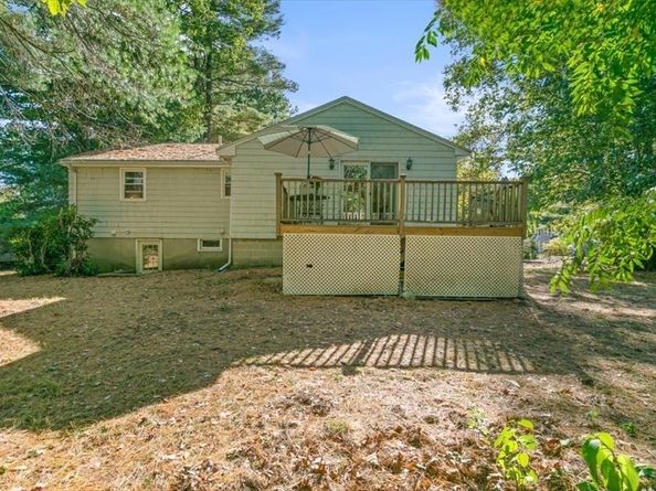 1 Evans Dr, Wilmington MA 01887
