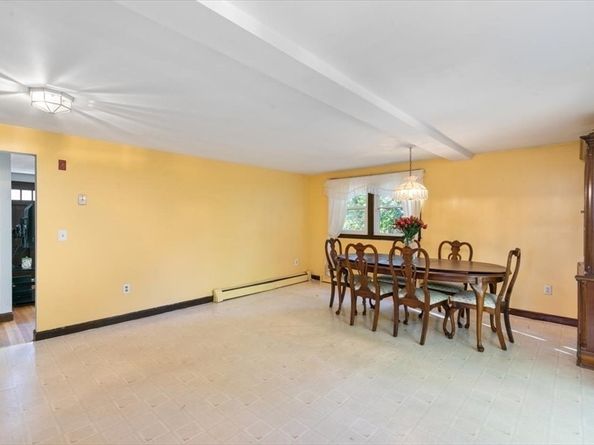 1 Evans Dr, Wilmington MA 01887