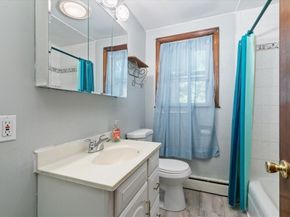 1 Evans Dr, Wilmington MA 01887