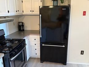 557 Southwest Cutoff 107, Worcester MA 01607