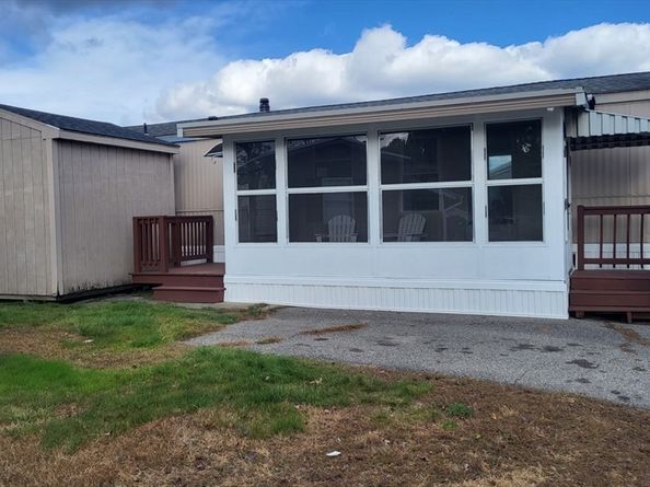 557 Southwest Cutoff 107, Worcester MA 01607