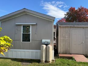 557 Southwest Cutoff 107, Worcester MA 01607