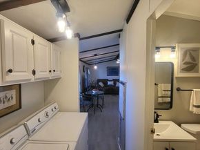 557 Southwest Cutoff 107, Worcester MA 01607