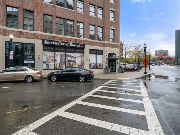 121 Portland 605, Boston MA 02114