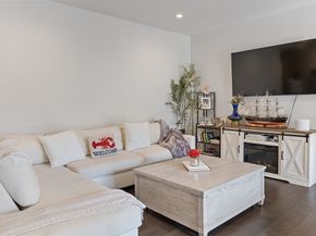 14 W Broadway 307, Boston MA 02127