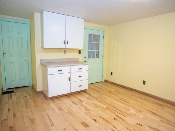 363 Lunenburg St, Fitchburg MA 01420