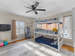 140-152 Hamilton St, Southbridge MA 01550