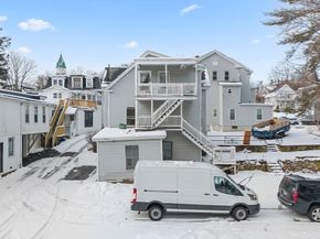 140-152 Hamilton St, Southbridge MA 01550