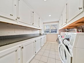 300 River St 12, Weymouth MA 02191