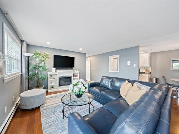 300 River St 12, Weymouth MA 02191