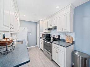 300 River St 12, Weymouth MA 02191