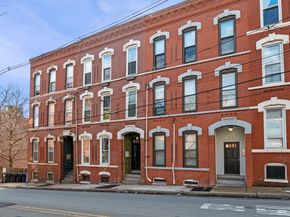 52 Beacon St 3, Chelsea MA 02150