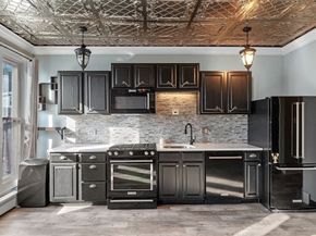 52 Beacon St 3, Chelsea MA 02150