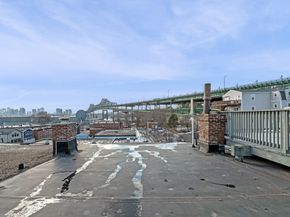 52 Beacon St 3, Chelsea MA 02150